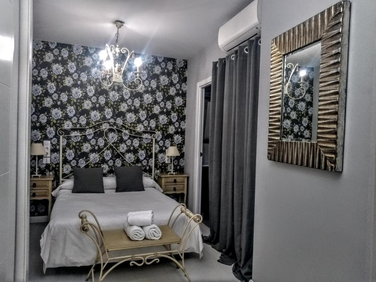 Apartamentos Columela Καντίζ Εξωτερικό φωτογραφία