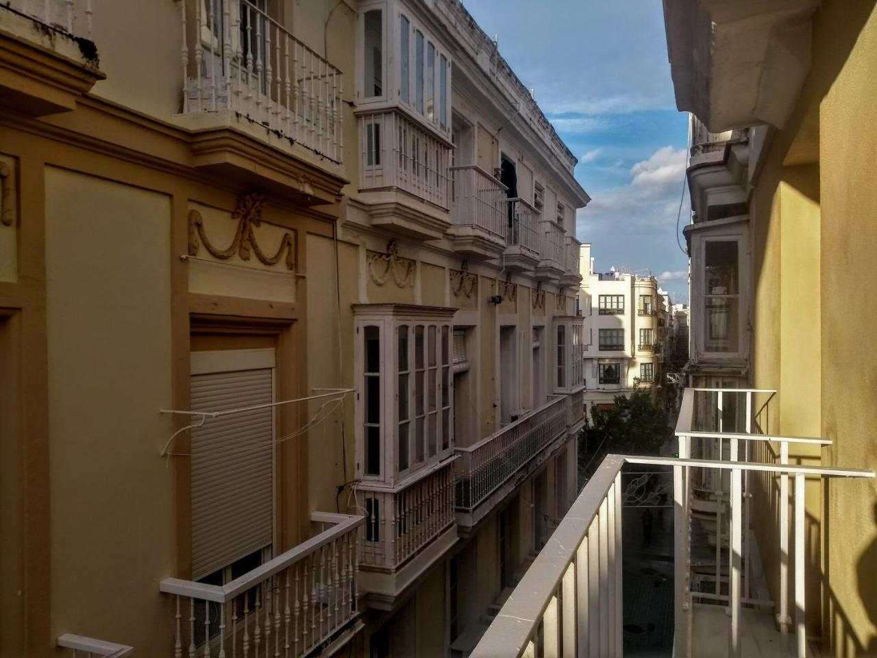 Apartamentos Columela Καντίζ Εξωτερικό φωτογραφία